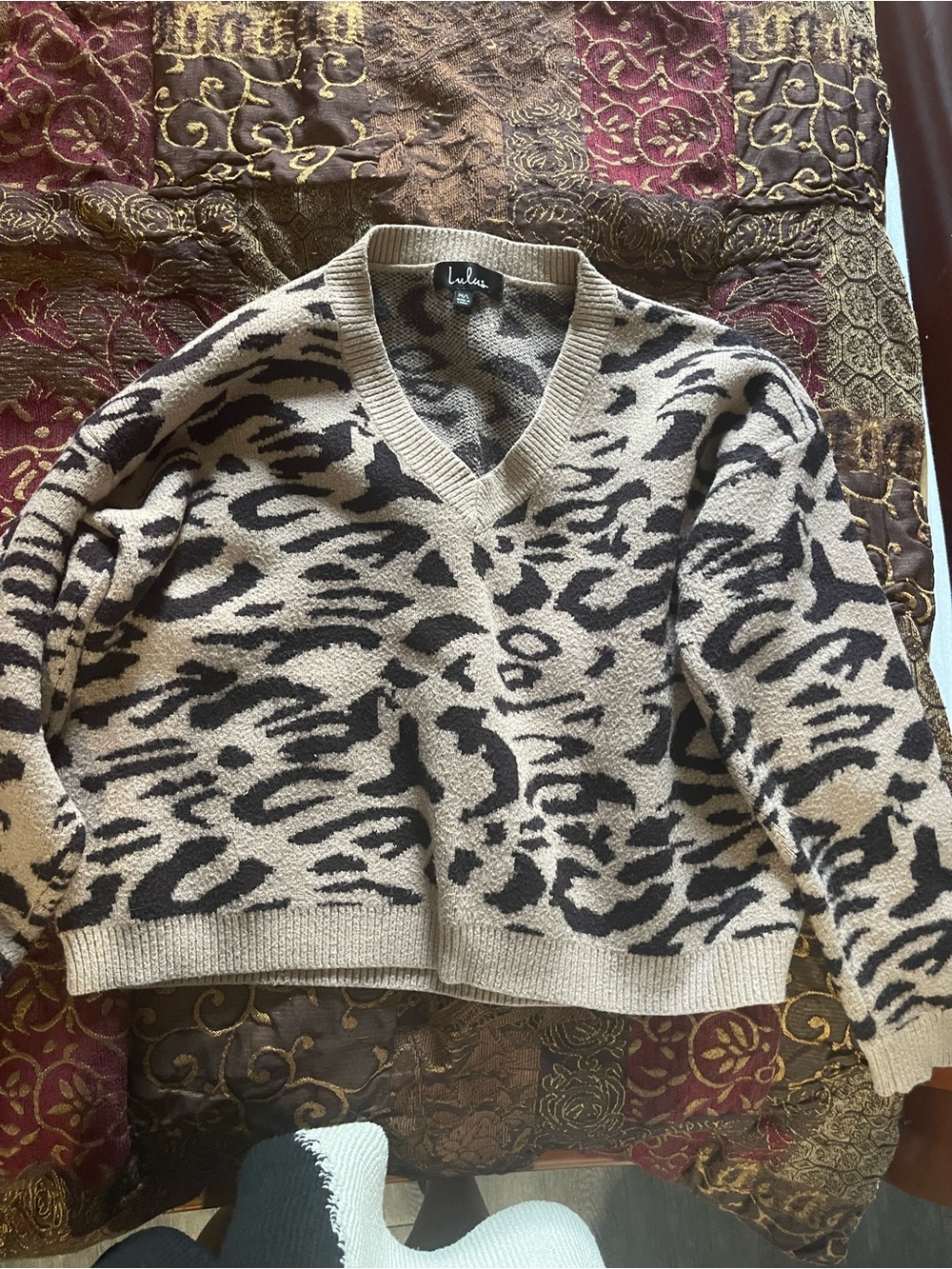 Lulu's Tan & Black Leopard V-Neck Sweater